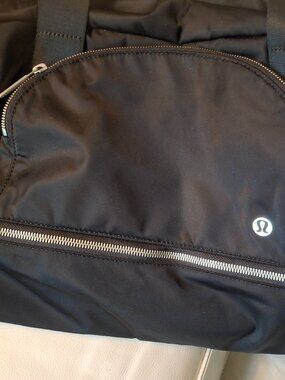 Lululemon Good Condition Black Duffle